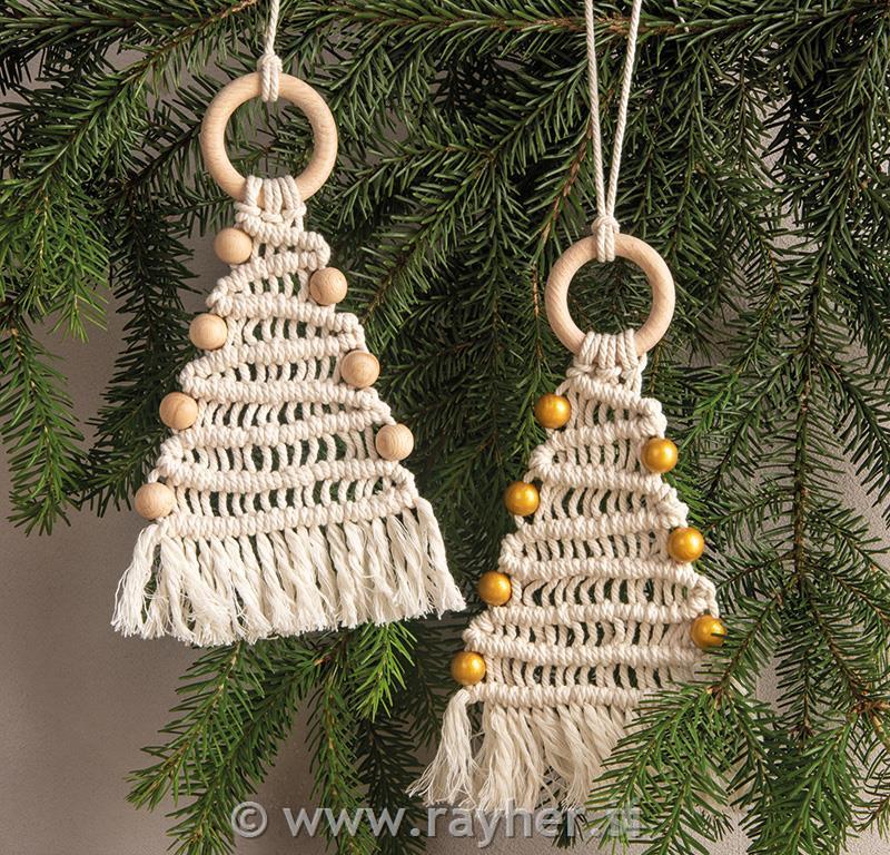 BOŽIĆNO DRVCE OD MAKRAMEA