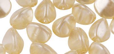 Perle staklo, trokutast, slonokoščena, 7mm, 32 kom.