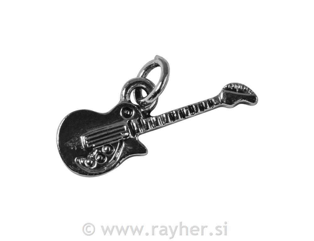 Obesek kovinski "kitara", 20mm, srebrn, zanka 2,5 mm o