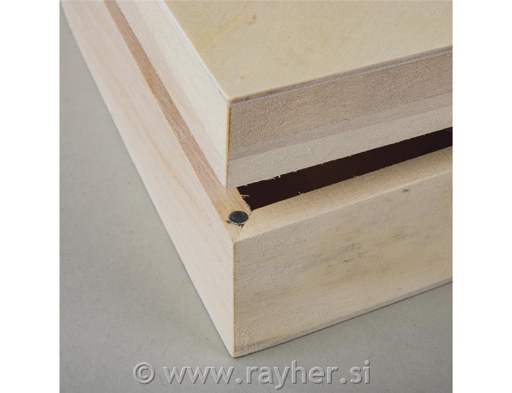 Drvena kutija Srce, 25.3x24x6cm, magnetski poklopac