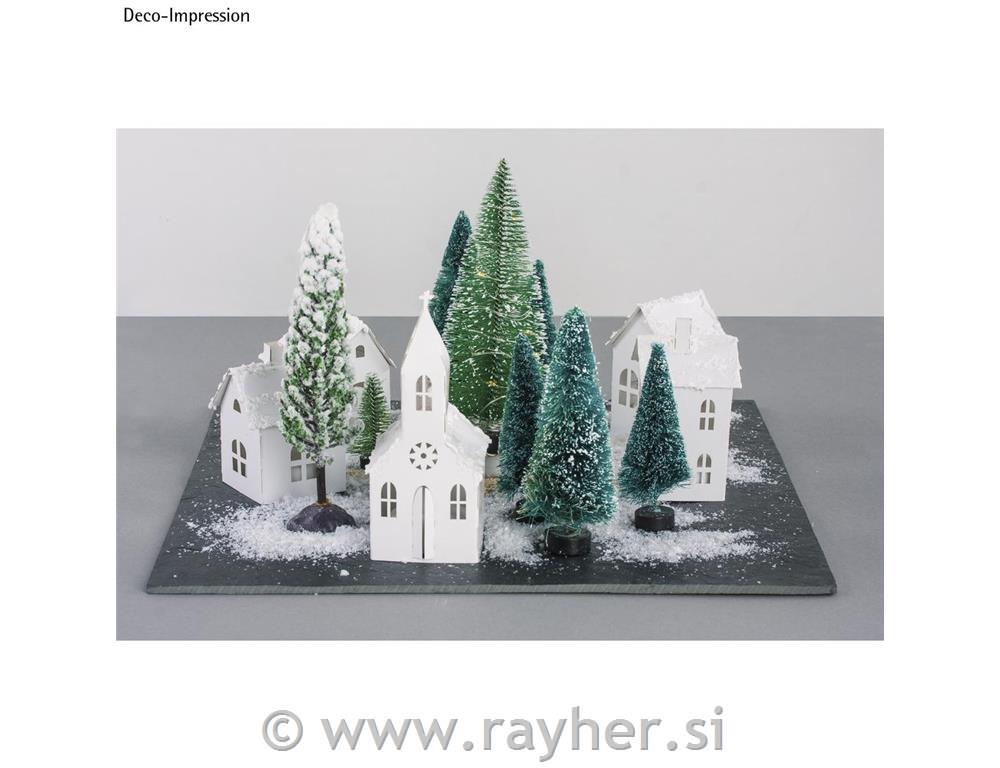 Smrečica, zasnežena 15 cm