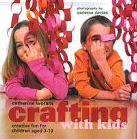 KNJIGA CRAFTING WITH KIDS