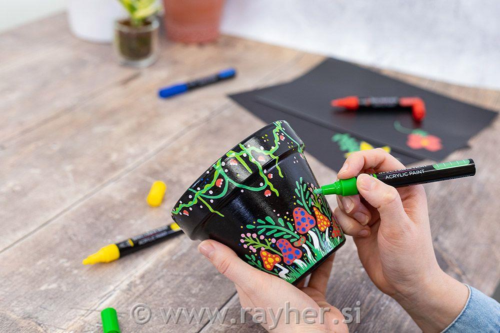 Spectrum Noir Acrylic Paint Marker