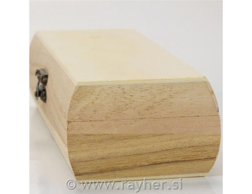 Lesena šatulja z zapiralom, 22cm