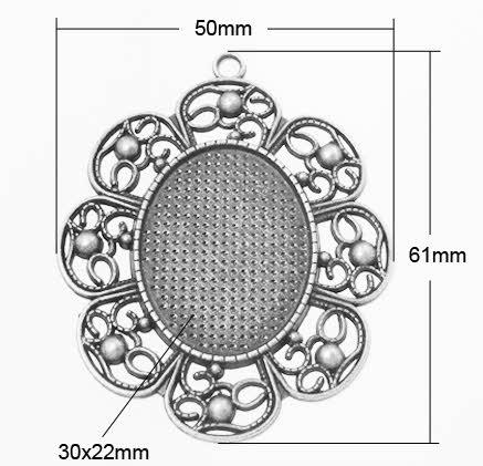 Medaljon antik srebrna, 61X50 mm, oval