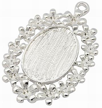 Medaljon srebrne boje, 50X34 mm, oval