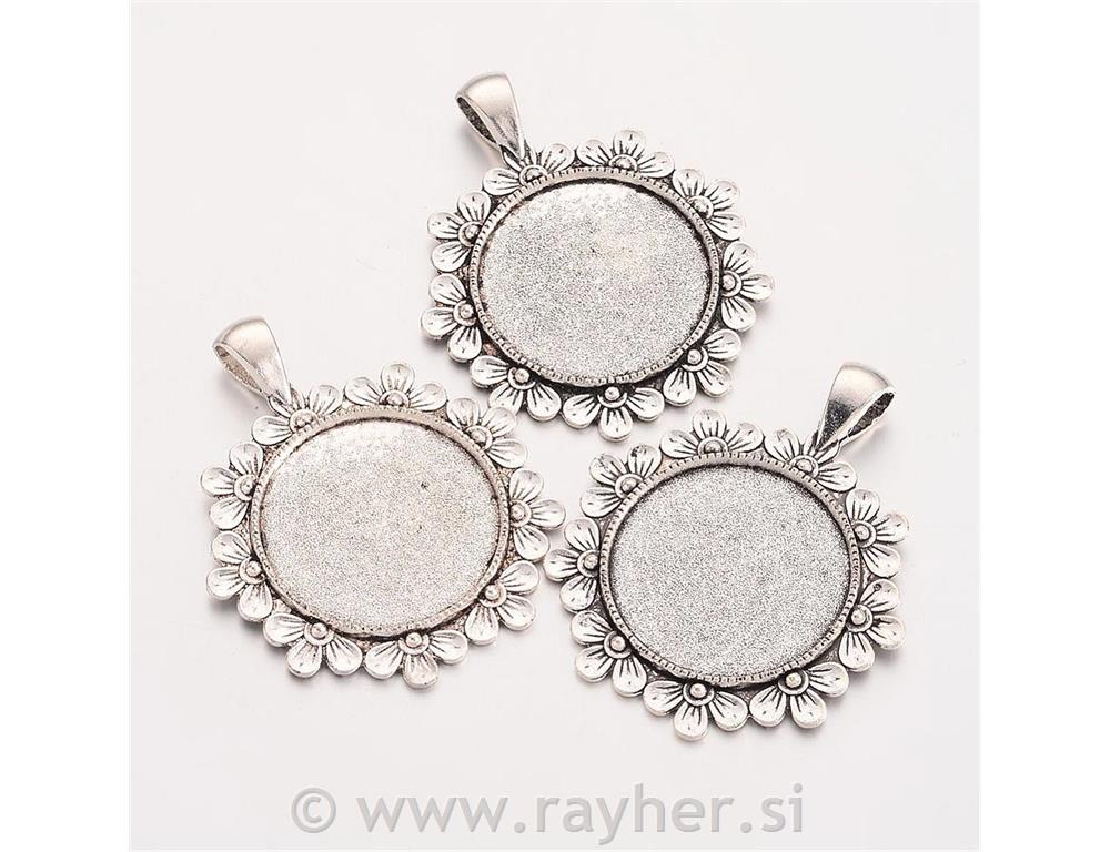 Medaljon antik srebrna 37X38X2,5mm