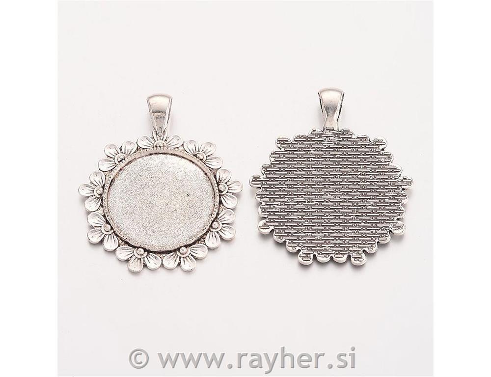 Medaljon antik srebrna 37X38X2,5mm